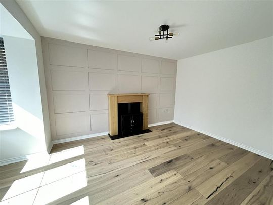 4 bedroom detached house to rent - Photo 1