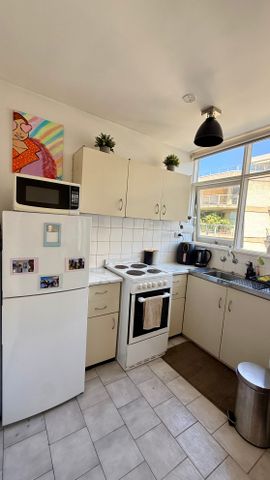 Elizabeth Bay - Photo 5