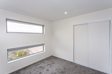 Riccarton – New Townhouse, 3bed/2bath, Ideal location! - Photo 4
