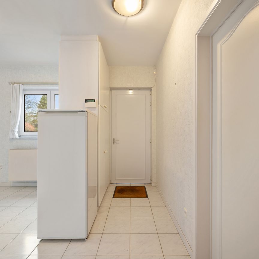 BEZOEKSTOP! Ruime woning met 4 slaapkamers - Photo 1