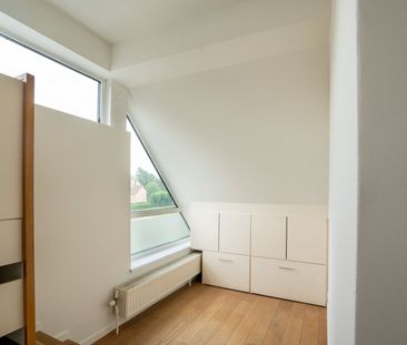 TE HUUR - Penthouse (186 m²) met privé tuin en terras in Zutendaal! - Photo 3