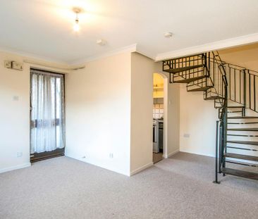 1 bedroom end of terrace house to rent - Photo 2