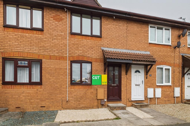 2 bedroom terraced house to rent - Photo 1