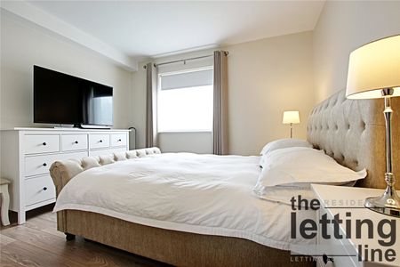 Fiona Court, The Ridgeway, Enfield, EN2 8PR - Photo 4