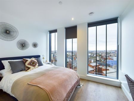 902 Hadrian's Tower, 27 Rutherford St, City Centre, Newcastle upon Tyne, NE4 5BJ - Photo 5