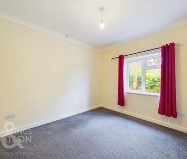 3 bedroom detached bungalow to rent - Photo 6