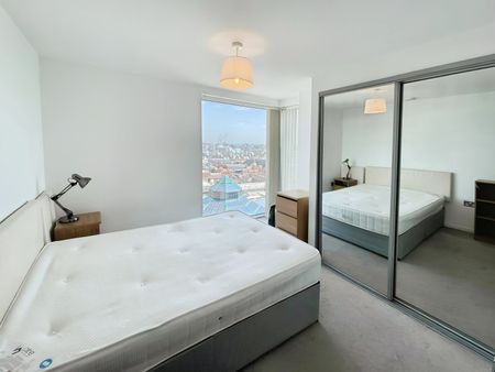2 bedroom apartment to rent - Photo 2