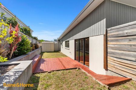 Spacious Villa, Central Location! - Photo 3