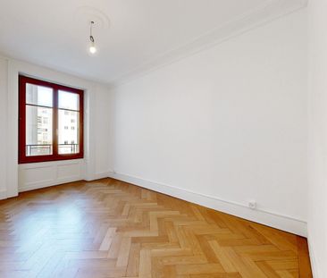 You charm in the heart of Geneva - Photo 3