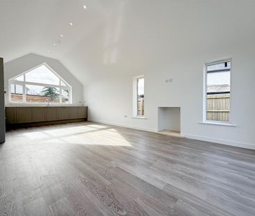 2 bedroom detached bungalow to rent - Photo 3