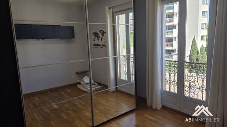 Location Appartement 2 pièces 45m² MONTPELLIER 34000 - Photo 4