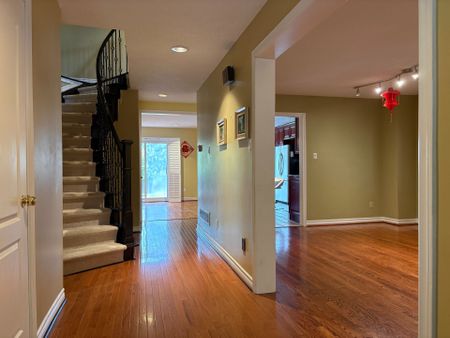 For Lease - 120 Brookmill Drive, Vaughan, Ontario - Photo 4