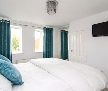 2 bedroom semi-detached house to rent - Photo 3