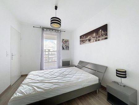 Location Appartement 2 pièces Meublé 43m² AJACCIO 20090 - Photo 3