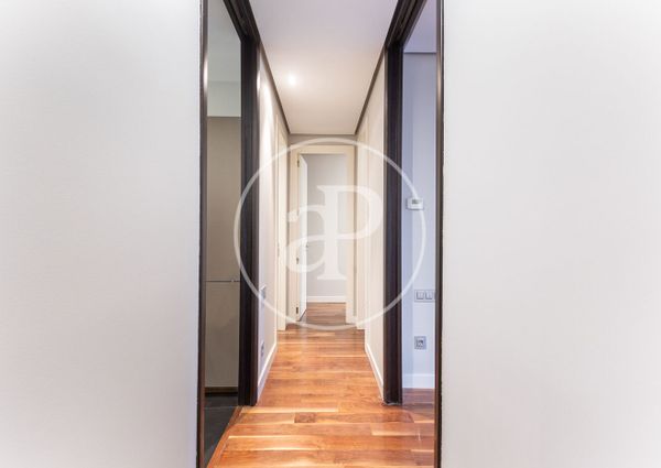 Flat for rent with Terrace in San Francesc (Valencia)