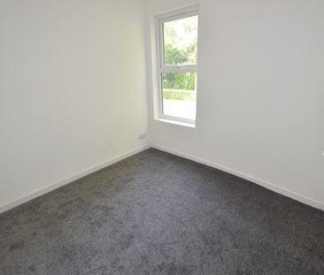 2 Bedroom Flat - Photo 4