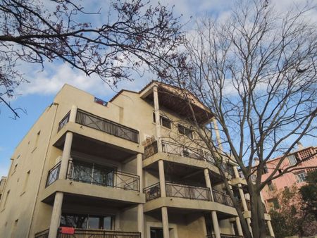 Location appartement 1 pièce, 24.00m², Nîmes - Photo 3