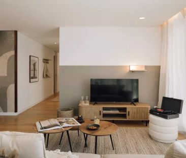 2-bedroom apartment for rent in Lisbon, professionals only - Photo 5