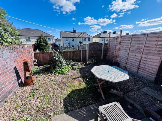 2 bedroom house to rent - Photo 1