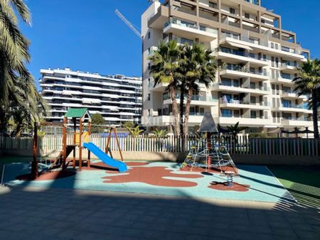 Apartment with Sea Views in Playa de San Juan - Photo 3