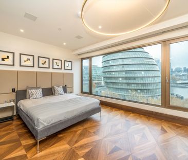 Crown Square, Tower Bridge, SE1, London - Photo 3