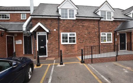 King Edward Court, Stourbridge Road, Halesowen - Photo 4