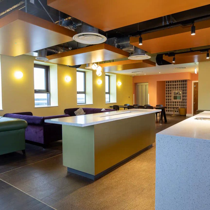 Gold Studio - Photo 1