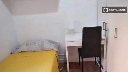 barcelona, Catalonia 08004 - Photo 5