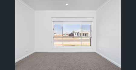 For Rent: Modern Family Living in a Great Location - Available now – Apply via realestate.com.au only - Photo 2