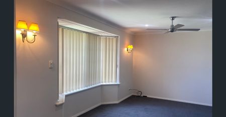 3 BED FAMILY HOME! - Photo 2