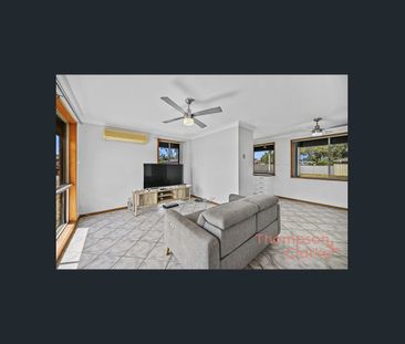 Neat and tidy home close to amenities! - Photo 2