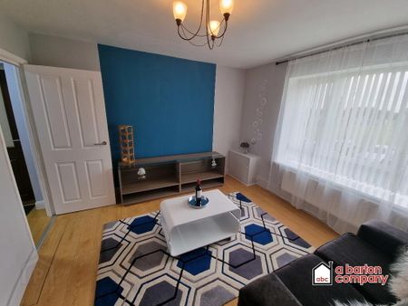 13d Barna Square, Rathcoole, Newtownabbey, BT37 9BY - Photo 2