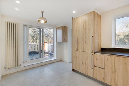 Fitzjohns Avenue, London, , NW3 6PH - Photo 3