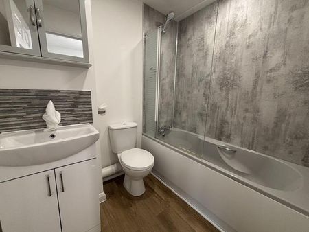 2 bedroom terraced house to rent - Photo 4