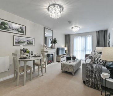 Orchard Lodge, Calne, Wilshire - Photo 1