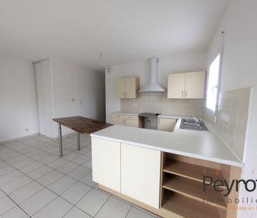 Location Appartement 2 pièces 47m² ST ESTEVE 66240 - Photo 4
