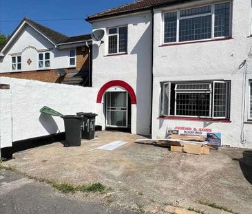 Waterton Avenue, Gravesend, DA12 - Photo 3