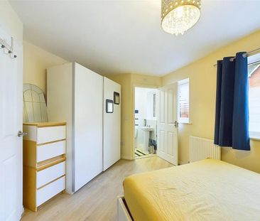 Room in a Shared House, Signals Drive, CV3 - Photo 3