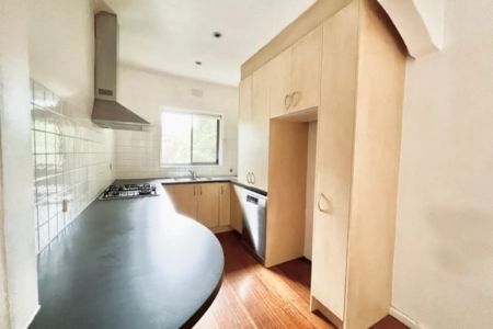 Great property in perfect location. - Photo 5