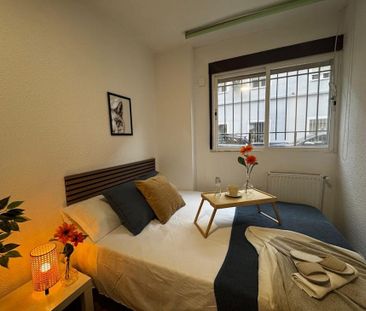 Calle Avellana, Madrid, Community of Madrid 28027 - Photo 3