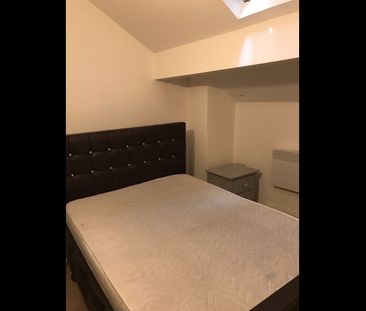 1 Bed Flat, Roundhay Road, LS8 - Photo 3