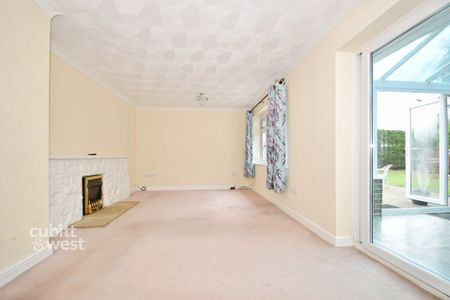 3 bedroom semi-detached bungalow to rent - Photo 5