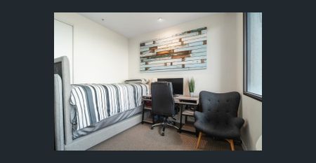 Fully Furnished - Spacious 2 Bedroom, 1 Bathroom, Amazing Views, Long Term Rental - Photo 3