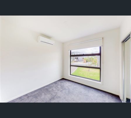 1/15 Callander Road, Pascoe Vale, Vic 3044 - Photo 1