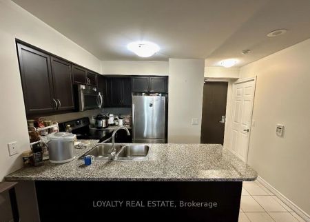 19 Grand Trunk Crescent #509 - Photo 4