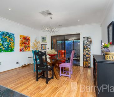 A stunning family home in a prime location. - Photo 5