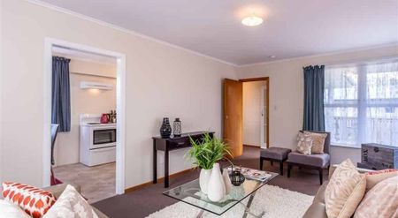 The interior is light and bright with easy care living. - Photo 3