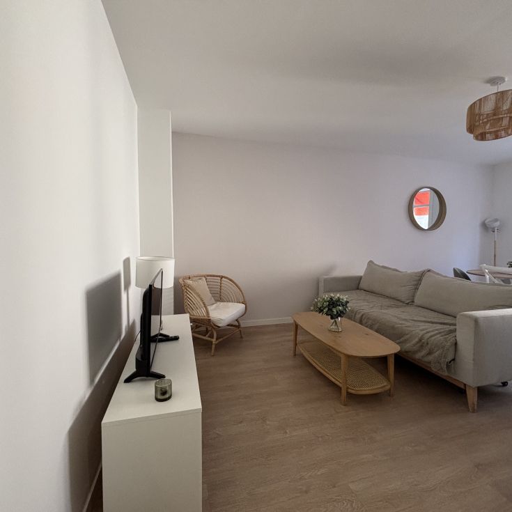 Location T4 meublé 83m² Marseille 13007 Saint Victor/Vieux Port - Photo 1