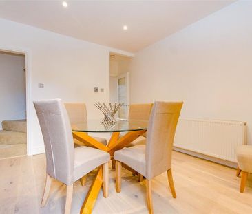 2 bedroom terraced house to rent - Photo 3