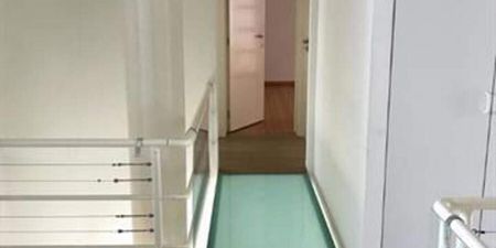 Appartement te huur in Ukkel voor € 3.500 met 5 slaapkamers - Photo 2